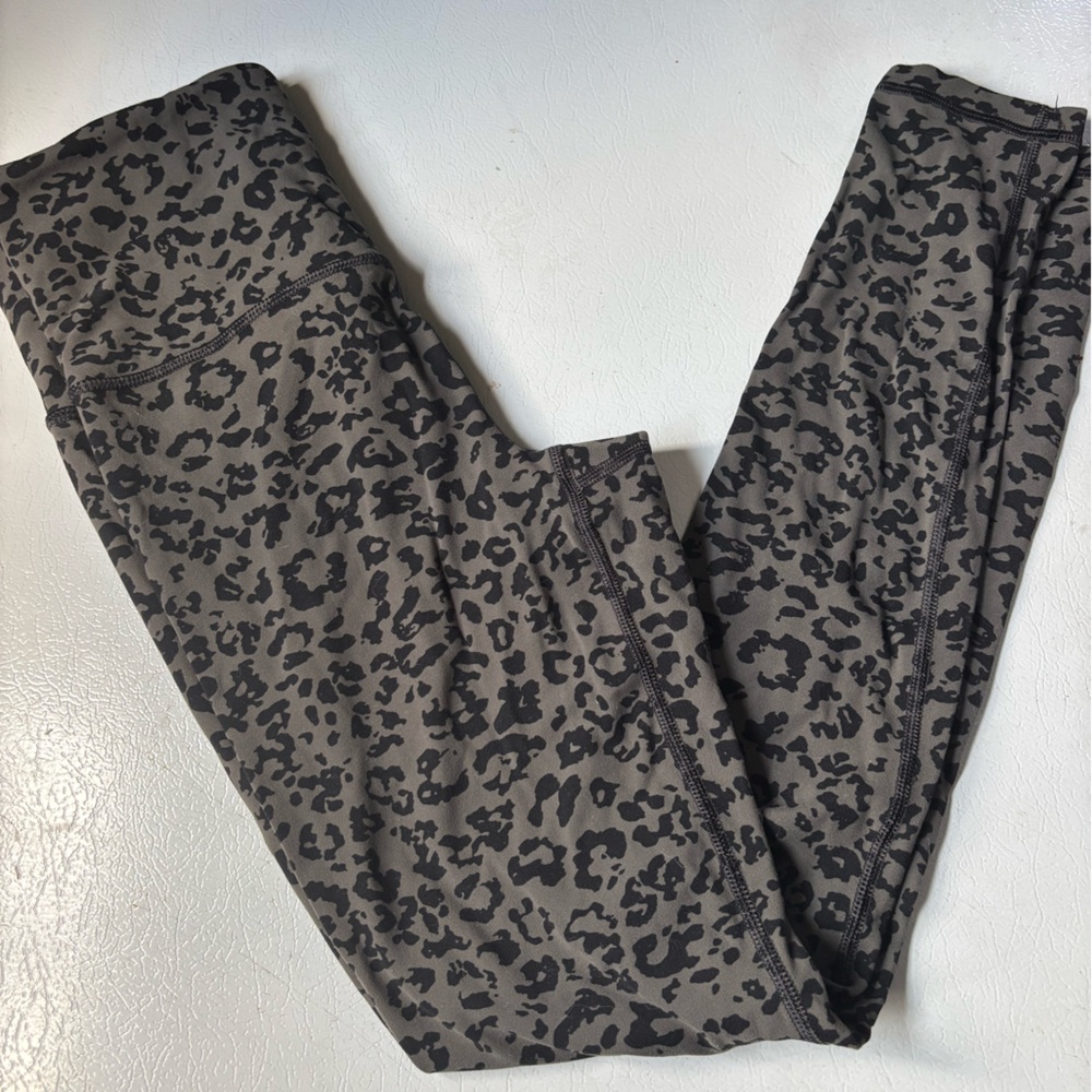Athleta Animal Print Leggings in Black and Gray